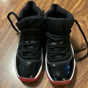 Jordan Bred 11 Big Kids